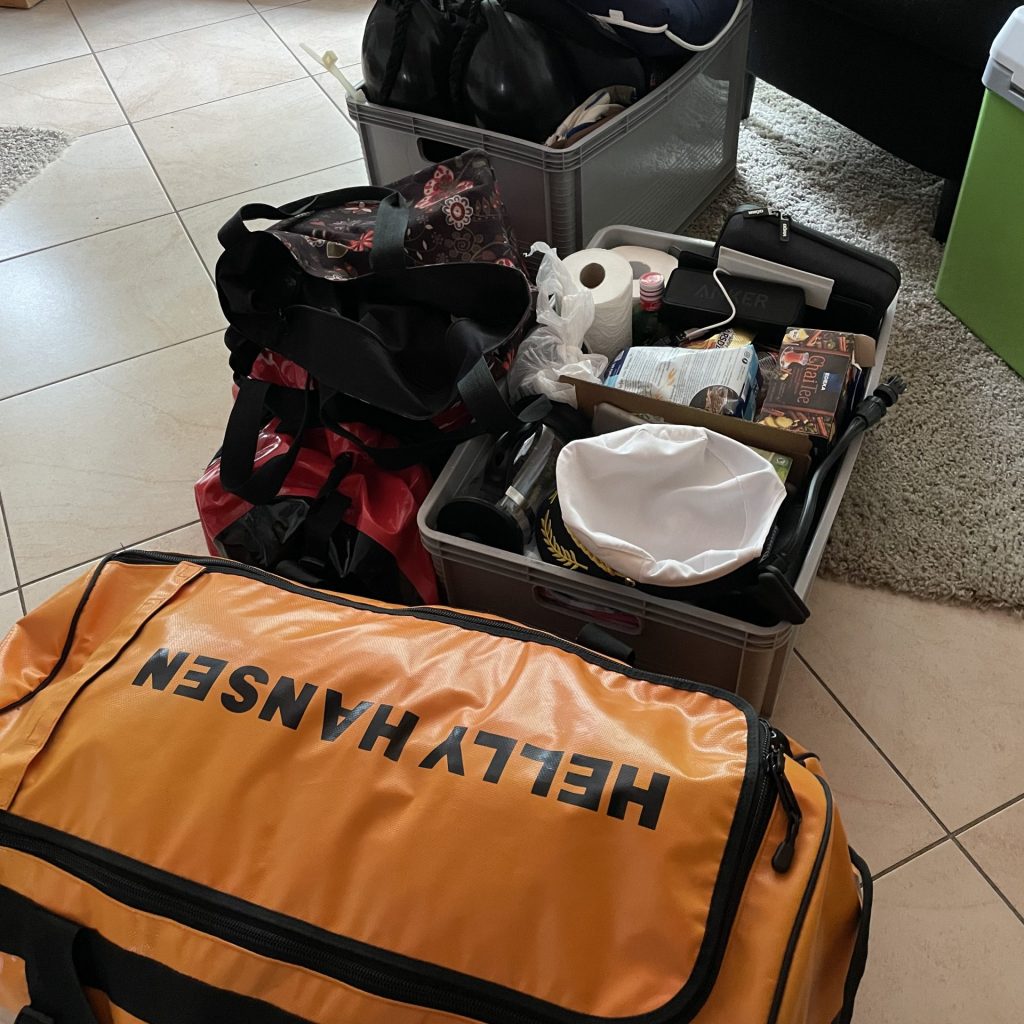 Morgen geht es los !