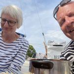 Päckchen im Gemeindehafen und Dinner an Board